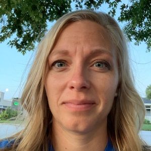 Meet your Posher, Daina